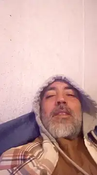 Xoc8  online show from December 20, 3:53 pm