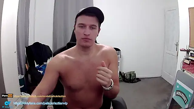 Snapshot of PKrisztian chatting on October 22, 8:08 pm PKrisztian online show from October 22, 8:08 pm