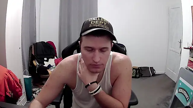 PKrisztian online show from April 22, 6:42 pm