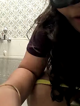 Selina 6 online show from January 15, 11:51 pm