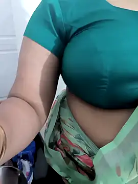 Selina 6 online show from January 24, 3:02 pm