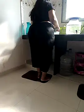 Selina 6 online show from February 1, 4:14 am