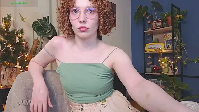 Snapshot of _lightmyfire chatting on December 23, 8:44 am lightmyfire online show from December 23, 8:44 am