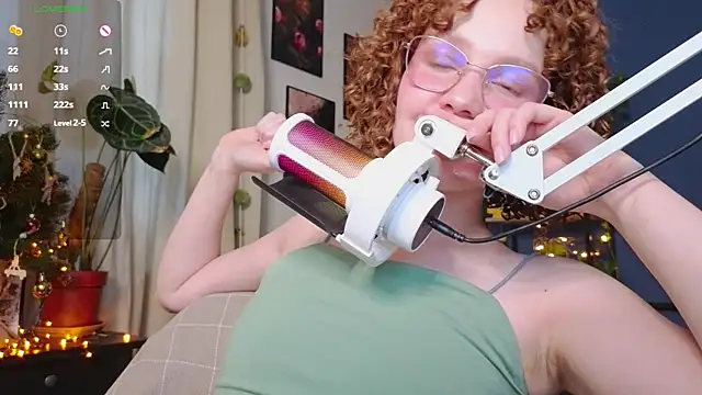 Snapshot of _lightmyfire chatting on December 29, 12:34 pm lightmyfire online show from December 29, 12:34 pm