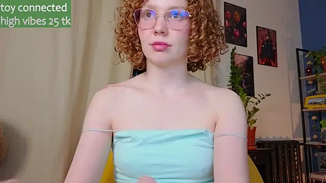 Snapshot of _lightmyfire chatting on March 1, 3:27 pm lightmyfire online show from March 1, 3:27 pm