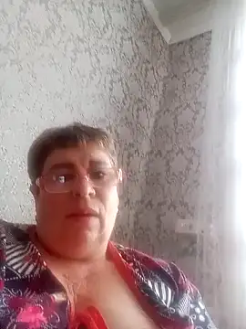 Lee Nell online show from December 19, 8:23 am