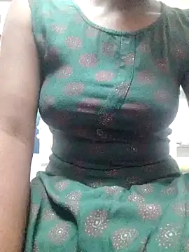 rituporna2004 online show from December 12, 5:15 pm