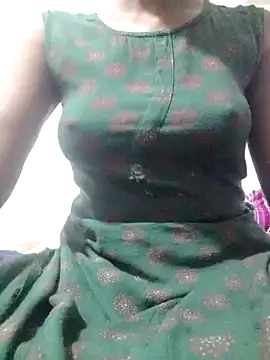 rituporna2004 online show from December 14, 7:51 am