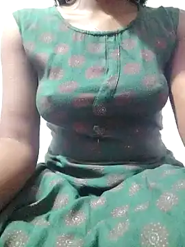 rituporna2004 online show from January 11, 8:11 am