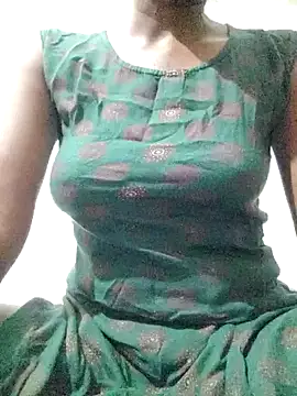 rituporna2004 online show from March 19, 2:46 pm