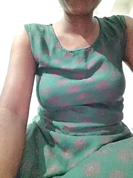 rituporna2004 online show from March 19, 3:21 am