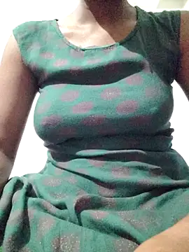 rituporna2004 online show from March 24, 1:43 am