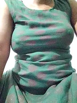 rituporna2004 online show from April 22, 2:03 am