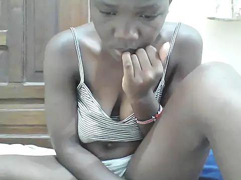 Ebony Sweetcandy online show from April 7, 6:25 am