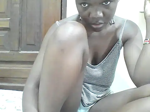 Ebony Sweetcandy online show from April 18, 7:58 pm