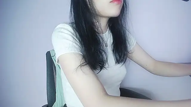 Baenee online show from February 19, 2:12 pm