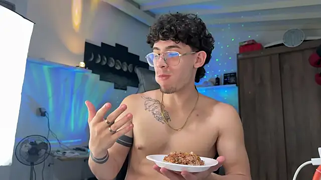 Kisan Smith online show from March 2, 5:08 am