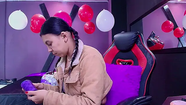 Juliet Nasty online show from February 14, 12:47 pm