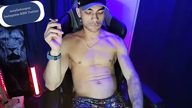 sexyboycolombi4 online show from March 8, 11:39 pm