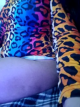 Snapshot of Noraa5 chatting on December 14, 1:22 am Noraa5 online show from December 14, 1:22 am