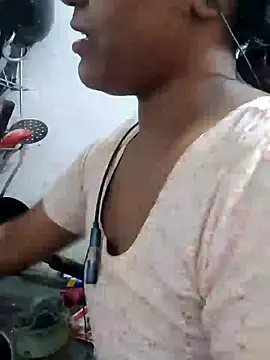 Snapshot of IslamicPimento chatting on December 28, 2:32 pm IslamicPimento online show from December 28, 2:32 pm