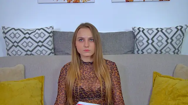 MelissaMelrey online show from December 2, 11:01 am