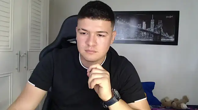 Plug Control online show from December 30, 7:42 pm