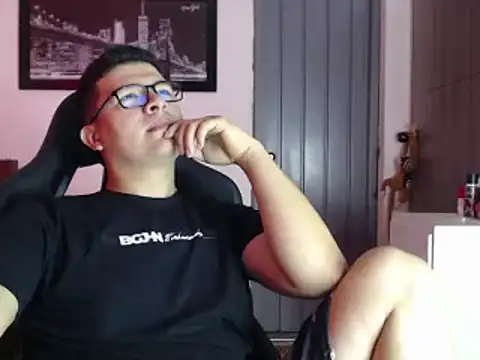 Plug Control online show from February 23, 3:40 pm