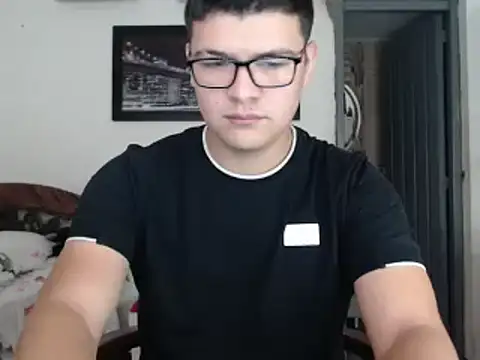 Plug Control online show from March 13, 1:07 pm