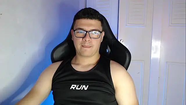 Plug Control online show from September 24, 4:21 pm