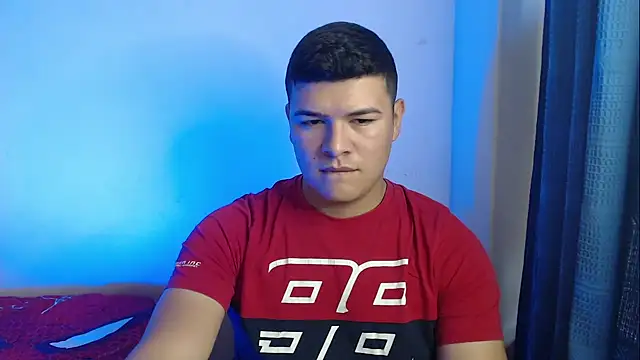 Plug Control online show from October 18, 9:04 pm