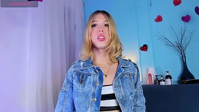 Courtney gonet online show from February 18, 3:53 am