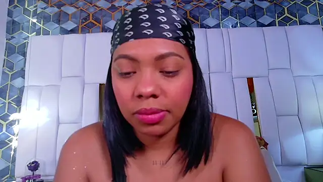 Snapshot of lia_mariana chatting on October 10, 12:37 pm lia mariana online show from October 10, 12:37 pm