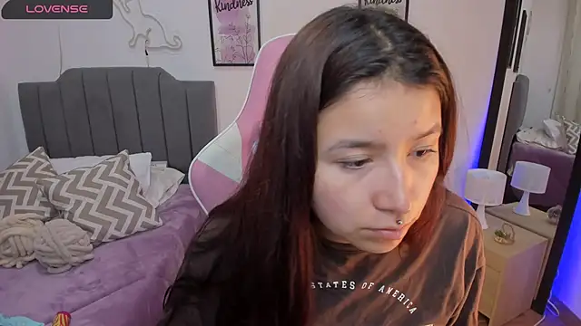 Amy joones online show from March 17, 11:13 am