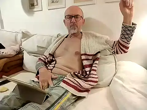 MadProfessor online show from December 20, 3:21 pm