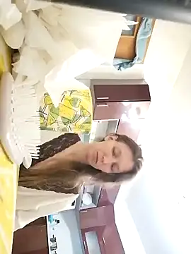 CatFerae online show from January 29, 5:24 pm