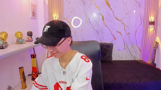 Nikolay Gregori online show from April 22, 4:15 am