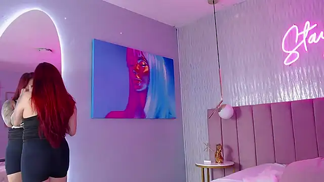 valeriee millerr  online show from December 9, 1:02 pm