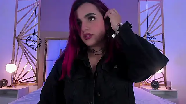 valeriee millerr  online show from December 20, 6:24 pm