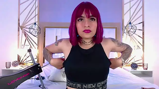 valeriee millerr  online show from January 24, 5:21 pm