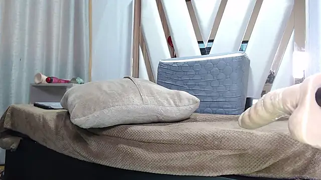 Eda Bonne online show from March 1, 3:27 pm