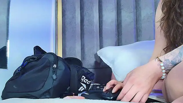 Eda Bonne online show from November 29, 12:41 pm