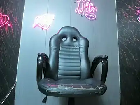 china black  online show from January 17, 3:00 pm