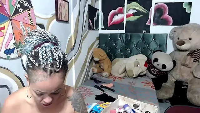 manzanahot9 online show from October 27, 11:36 am