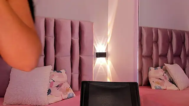 NikyBrookss online show from February 6, 12:59 pm