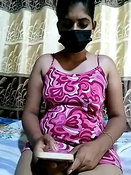 SLZAARA online show from December 19, 6:23 pm