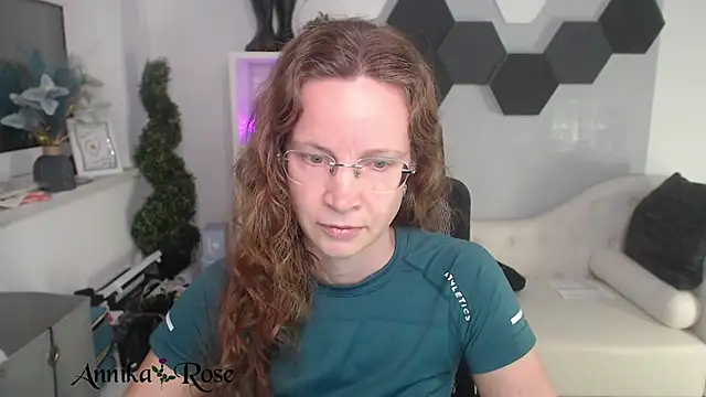 AnnikaRose online show from January 14, 9:09 pm
