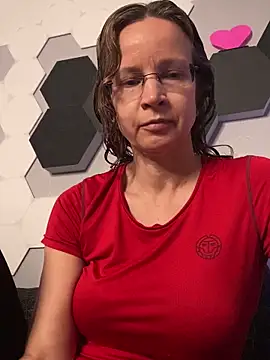 Snapshot of AnnikaRose chatting on May 7, 5:46 am AnnikaRose online show from May 7, 5:46 am