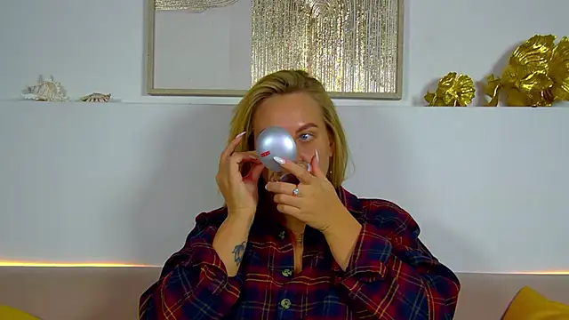 MariaNeumann online show from November 28, 6:27 am