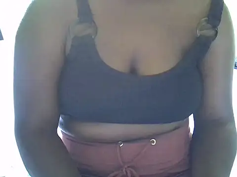 Snapshot of sweet_vine chatting on April 15, 12:23 pm sweet vine online show from April 15, 12:23 pm